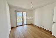 Exklusiv am Wasser: 6-Zimmer-Wohnung mit 45m2 Freifläche in erster Wasserlage