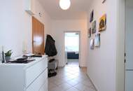 Citynah: Sonnige 3-Zimmer-Wohnung mit Loggia &amp; Top-Anbindung