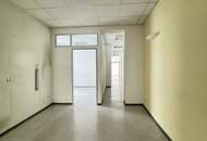 Zentrale Bürofläche mit 10 Zimmern und Stellplatz – ideal für Praxis oder Kanzlei