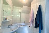 *** Charmantes Landhaus, 154m², Teilsaniert mit großem Gartenanteil und viel Potenzial ***