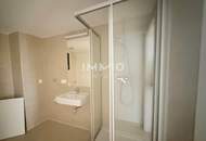 Traumblick im Schloss! Wunderschöne 3 Zimmer Terrassen Wohnung!