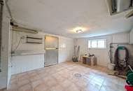 Liebevoll saniertes Einfamilienhaus in Ruhelage m. Doppelgarage - wartet auf Ihren Einzug