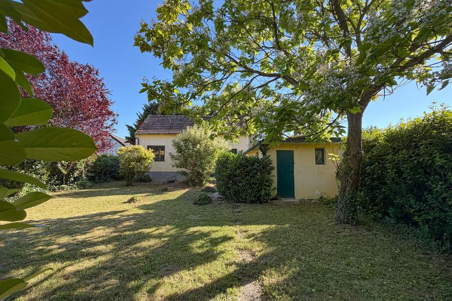 Baugrundstück mit kleinem Haus – ca. 548 m² Grundstück mit Entwicklungspotenzial, Grund und Boden-kauf, 470.000,€, 3430 Tulln
