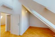 Traumhafte Dachwohnung im Hietzinger Cottage I Altbaujwel