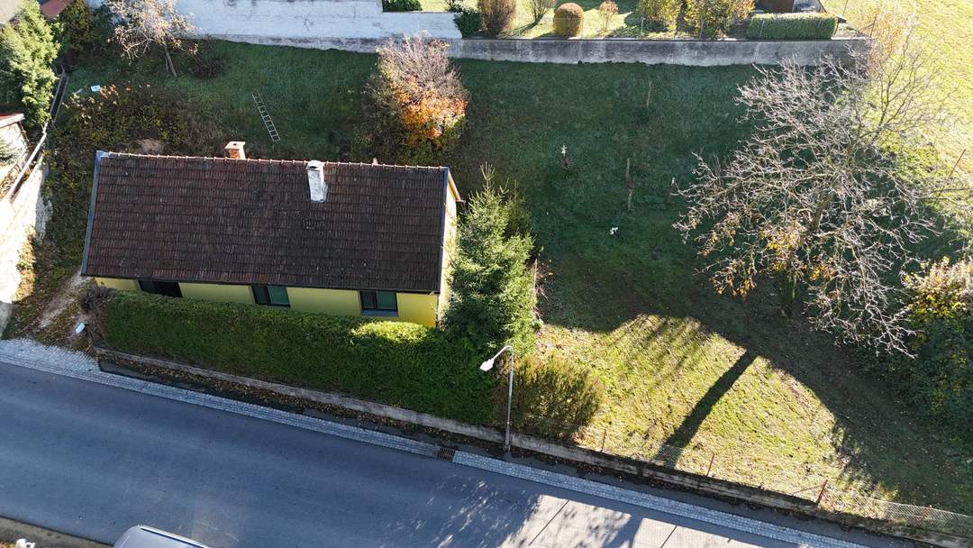 Kleines, sanierungsbedürftiges Häuschen mit Potenzial!