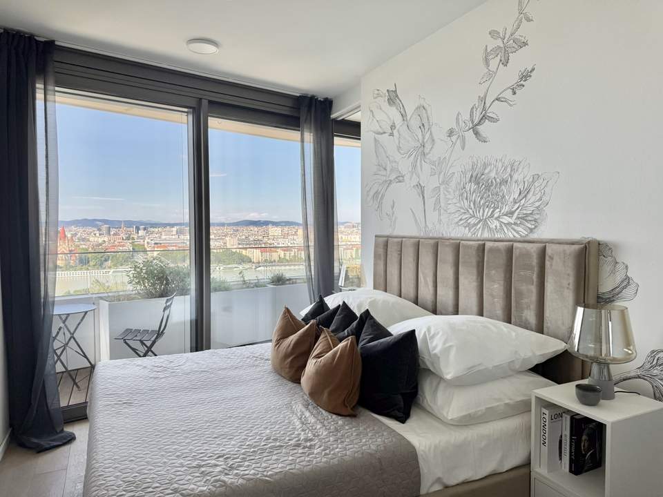 All in Miete - Doorman, Gym, Pool UND den schönsten Ausblick auf Stephansdom, Prater & Neue Donau