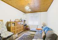 Haus mit 2 Wohneinheiten und ausgebautem Dachgeschoss in Blumau-Neurisshof, Bezirk Baden