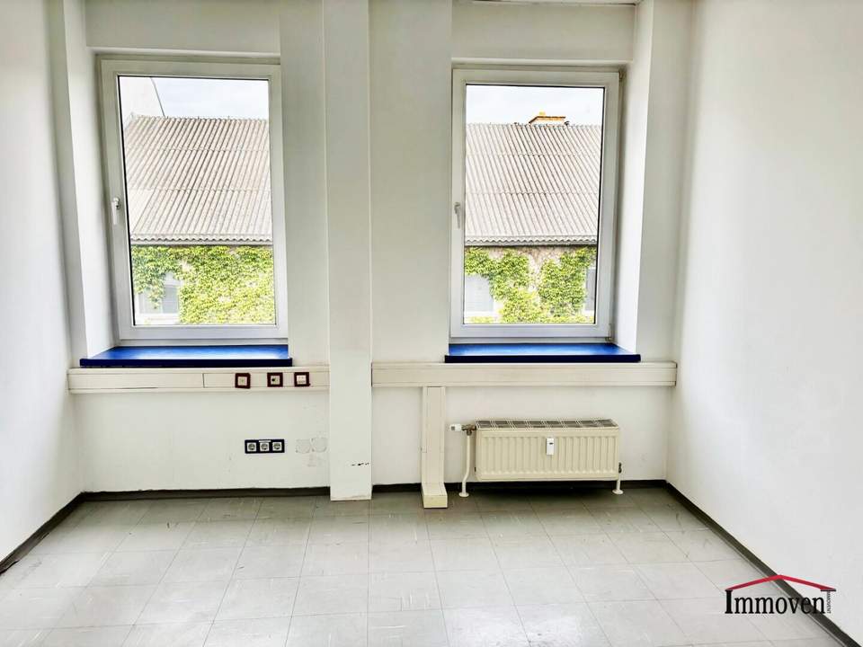 UNBEFRISTET - Modernes Büro/ Studio / Kosmetik in Hofruhelage ( U-Bahn Niederhofstrasse) ANFRAGEN NUR PER MAIL MÖGLICH!