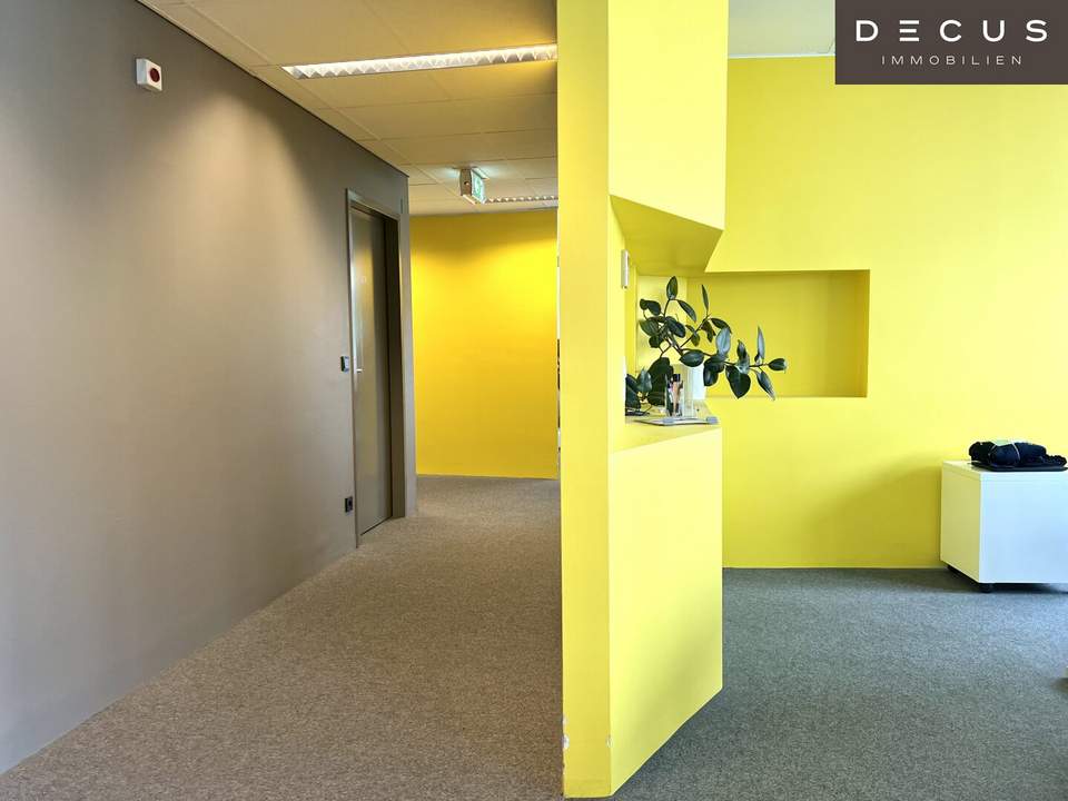 | NÄHE WESTBAHNHOF | Neubaubüro mit BALKON | direkt an der MAHÜ