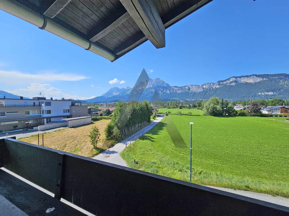 Gemütliche Dachgeschosswohnung mit Kaiserblick