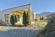 Ferlach - Strau: neuwertiger, lichdurchfluteter Bungalow mit Doppelcarport und separatem Studio/Büro