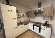 Moderne 3-Zimmer-Wohnung mit großer Loggia & Parkplatz im Zentrum