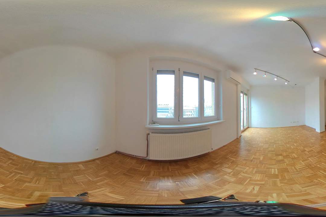 ''Stilvolle 100 m² Maisonette-Wohnung mit 2 Balkonen & Parkblick''