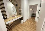 Neu sanierte 2 Zimmerwohnung mit Balkon und Parkplatz!