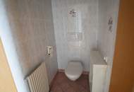 Neu sanierte 3-Zimmer Wohnung mit Küche und Balkon!