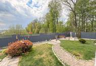 Stilvolles Einfamilienhaus mit großem Grundstück &amp; Ausbaupotenzial