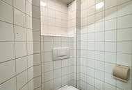 Straßenseitiges Geschäftslokal mit großen Fensterflächen! Individuell zu gestalten! Ideal für Pilates, Yoga, Atelier etc.