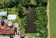 Sonniges Freizeitgrundstück mit idyllischem Teich in begehrter Lage von Wels-Puchberg