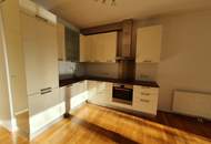 Modernes Wohnen in zentraler Lage - 4-Zimmer-Wohnung in der Körösistraße