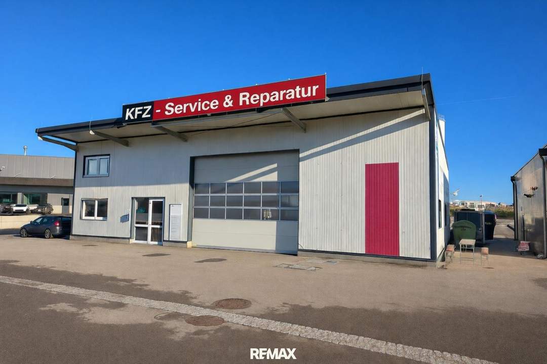 Moderne und voll ausgestattete Kfz-Werkstatt mit Verkaufsfläche in Toplage an der B137 zu mieten