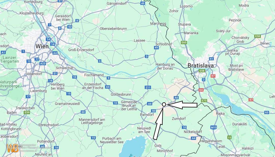 4900m² Freifläche und 900m² Lagerhalle + Büro + Dusche + WC