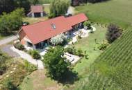 Tolles Landhaus mit angebautem Nebengebäude und Garten in sehr ruhiger und ebener Sonnenlage an einer Sackgasse