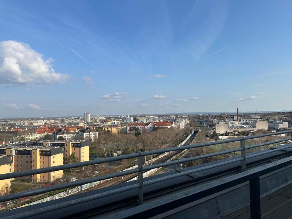 3-Zimmer-Wohnung mit ZWEI Bädern knapp 50 m² Freifläche!