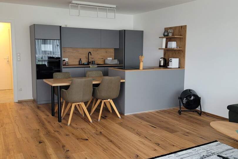 Klosterneuburg-neu errichtetes Reihenhaus mit Terrasse, Balkon und großem Garten, Haus-kauf, 599.000,€, 3400 Tulln
