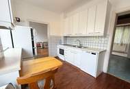 Bürgerliches Einfamilienhaus mit viel Platz, liebenswerten Garten & Ausblick gen Maria Taferl!