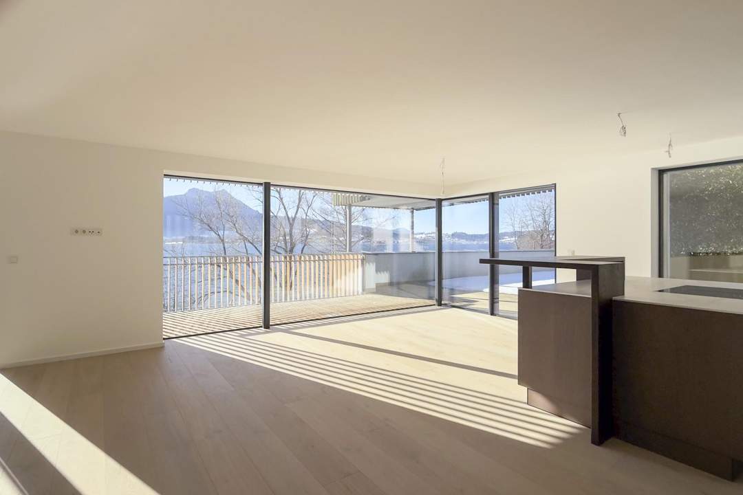 Hochwertige Eigentumswohnung mit privatem Seezugang