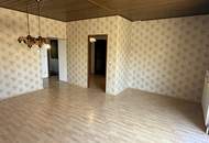 Wohnhaus mit ca. 3.000 m² großem Grundstück und Obstgarten zu verkaufen