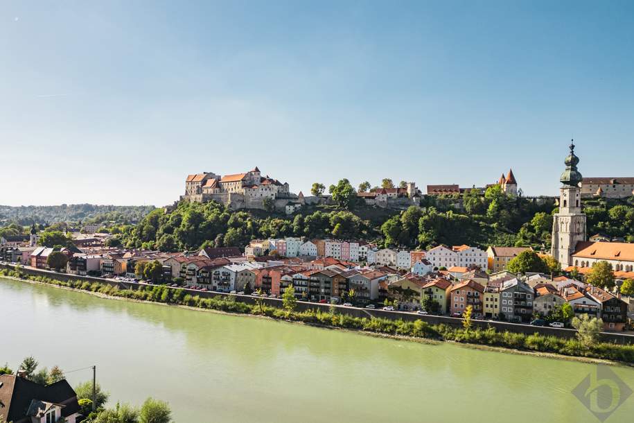 Traumblick auf die weltlängste Burg Burghausen - Baugrundstück in Hochburg-Ach, Grund und Boden-kauf, 239.000,€, 5122 Braunau am Inn