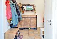 Energieeffizientes Einfamilienhaus mit großem Garten in zentraler Lage