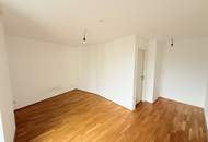 Tolle 2-Zimmer Dachgeschosswohnung mit großer Terrasse - nahe U4/U6 Längenfeldgasse