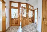 Zweifamilienhaus mit großem Grundstück und Entwicklungspotenzial in Ruhelage