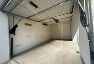 Wohnung mit Schlossblick, drei Schlafzimmern und Garage