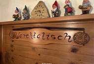 Vielseitige Gewerbeliegenschaft in idyllischer Lage