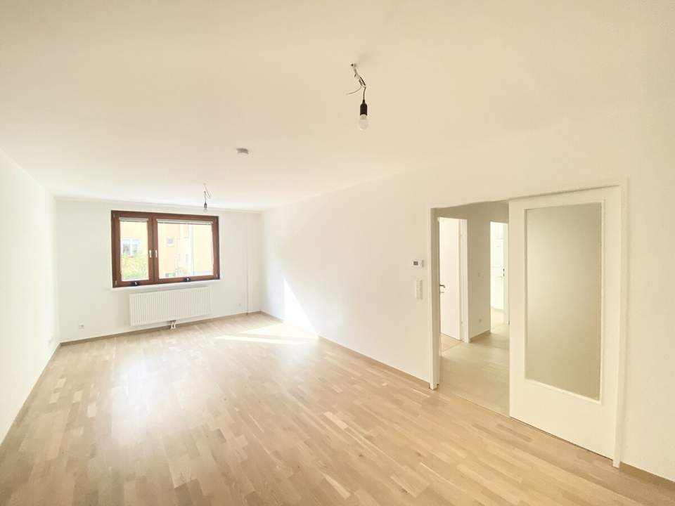 ERSTBEZUG Sonnige 3-4 Zimmer Wohnung mit separater Küche - U4 OBER ST. VEIT -2-3 bedroom Apartment