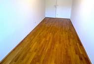 U3-NÄHE, LORYSTRASSE, sonnige 74 m2 Neubau mit 8 m2 Balkon, 2 Zimmer, Wohnküche, Wannenbad, Garage möglich, 3. Liftstock