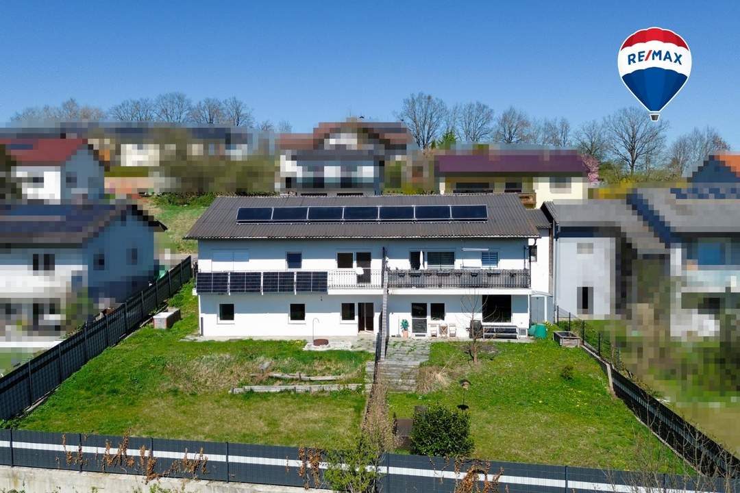 Mehrfamilienhaus mit zwei getrennten Wohneinheiten!