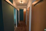 Schöne 2-Zimmer-Wohnung mit Loggia und separater Küche