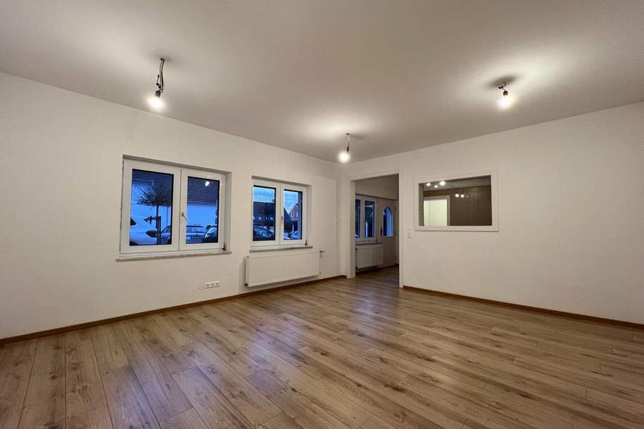 Miete: Helle Geschäfts-/Büroräume im Zentrum von Bad St. Leonhard, Gewerbeobjekt-miete, 455,17,€, 9462 Wolfsberg