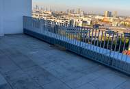 Wohnen, wo Wien durchatmet – außergewöhnliche 3-Zimmer-Terrassenwohnung am Laaerwald mit 52,3 m2 Dachterasse mit Weitblick über Wien