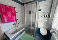 Solides Einfamilienhaus mit Entwicklungspotenzial in ruhiger Lage in Weitendorf