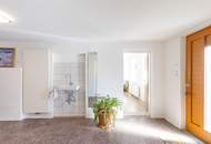 Wohnen mit Charakter: Historisches Mehrfamilienhaus mit drei separaten Einheiten, Werkstatt &amp; Naturparadies