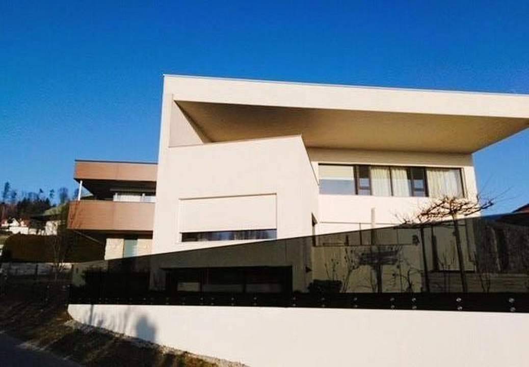 Luxusvilla am Stadtrand Linz in Aussichtslage