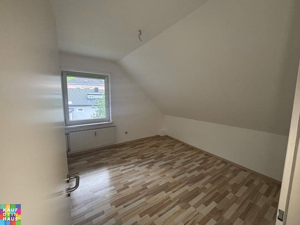 MURGASSE 14! 3-ZIMMER-DACHGESCHOSSWOHNUNG!