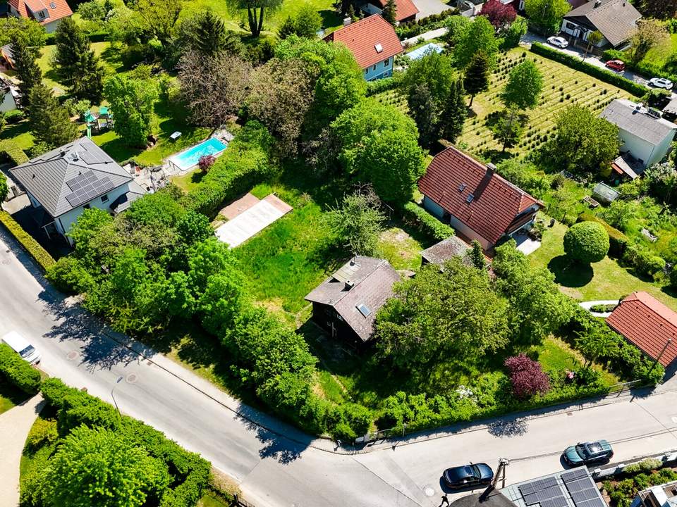 TRAUMGRUNDSTÜCK in der Wienerwaldgemeinde Gablitz! Über 1.700 qm Eigengrund - Teilung in 2 Parzellen möglich