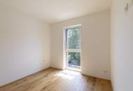 Erstbezug-Dachgeschosswohnung – TG-Stellplatz inklusive