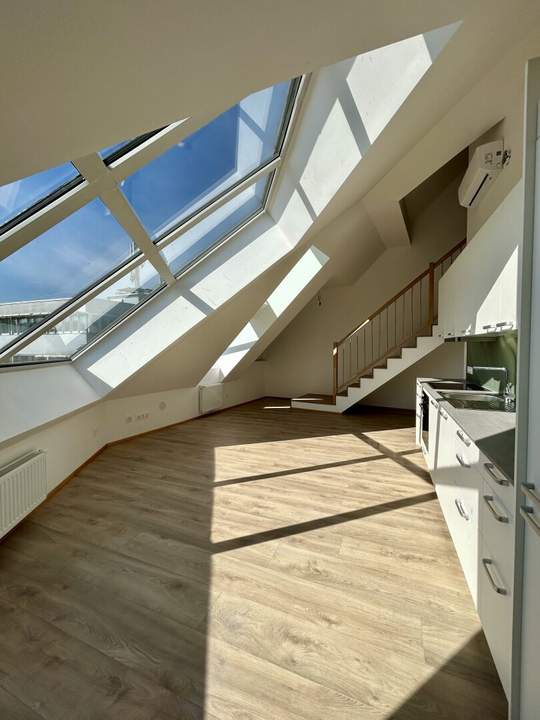 Traumhafte Dachgeschoßwohnung in Klosterneuburg – Erstbezug mit Terrasse!